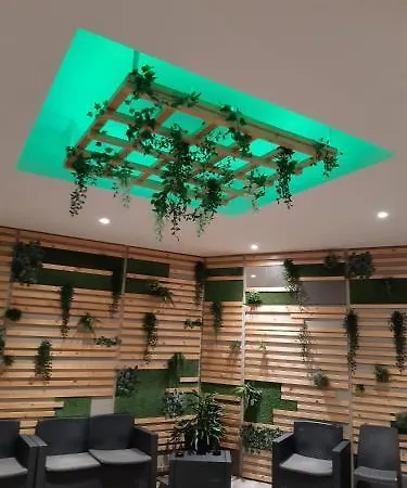 Sonia Hotel 3*